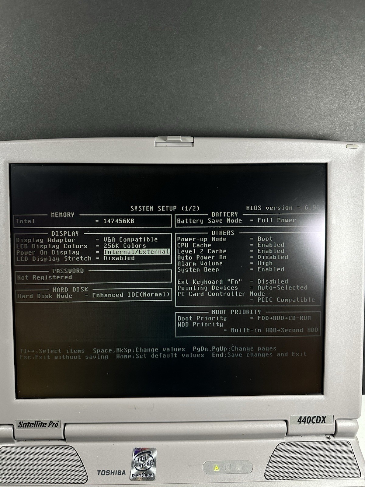 Toshiba Satellite Pro 440CDX Vintage Laptop w/ Port Replicator Charger Boot BIOS