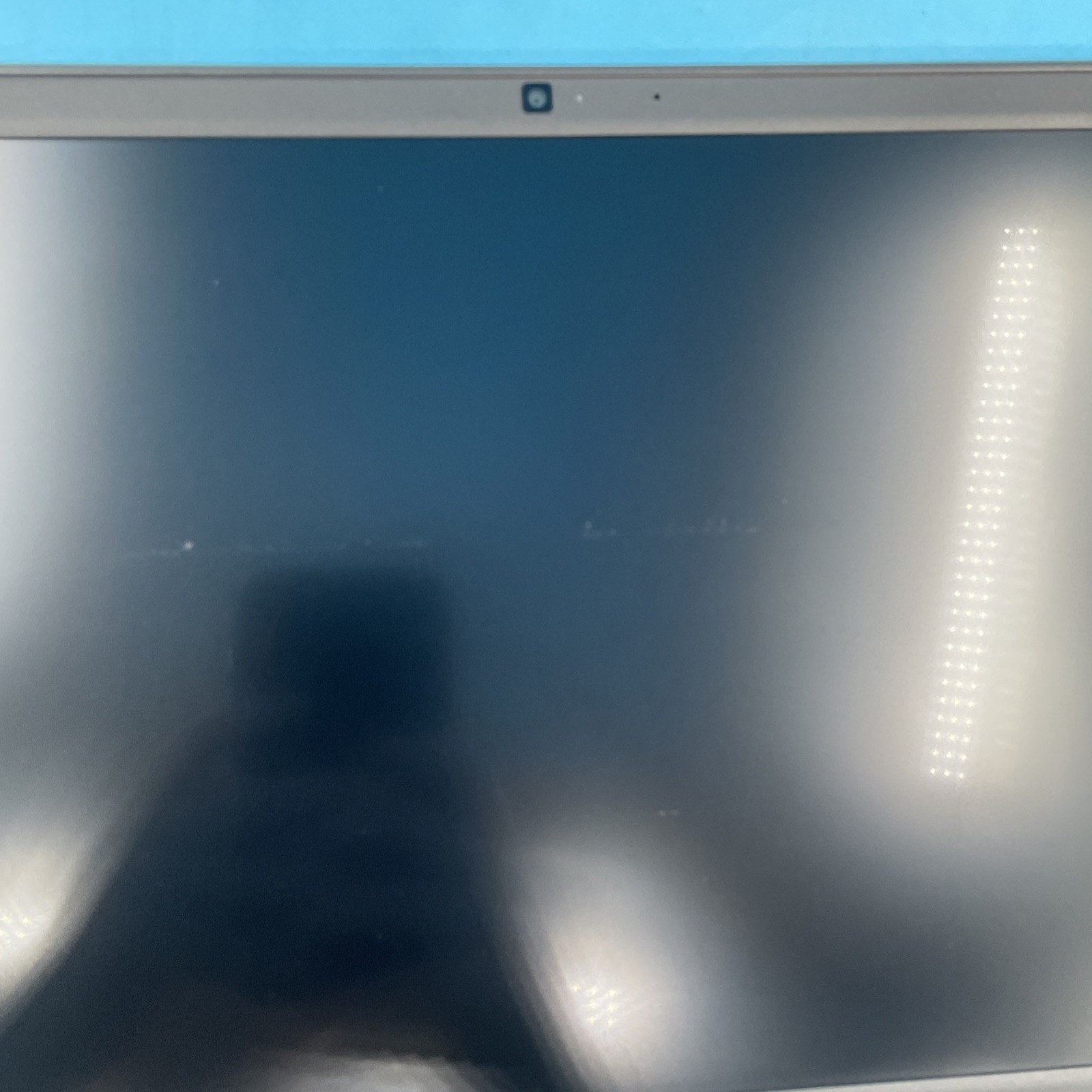 Dell Latitude 3410 | i5-10310U | 8GB RAM | 256GB SSD | NO OS | 62% BATTERY