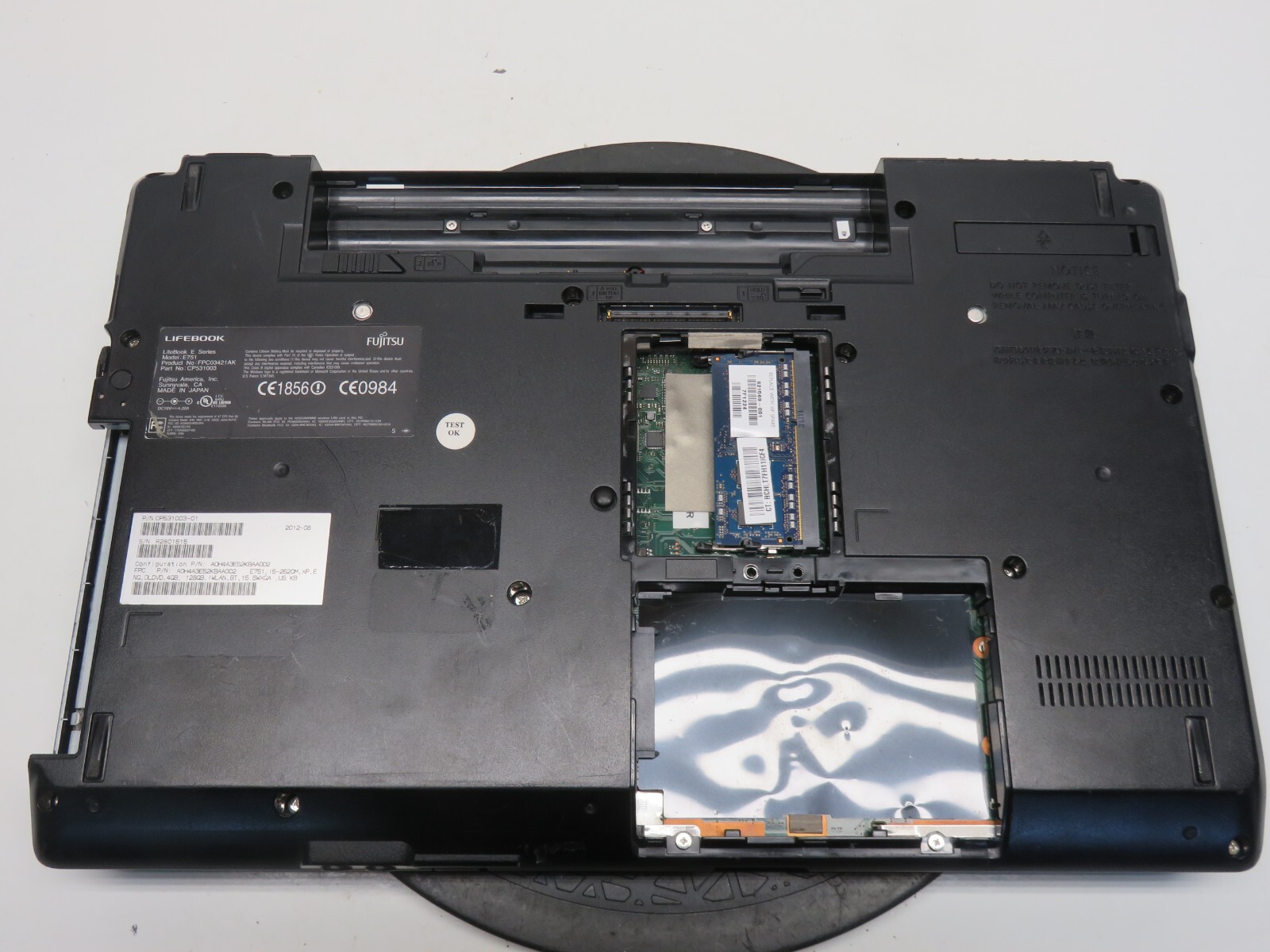Fujitsu Lifebook E751 Intel Core i5-2520M CPU 2.50GHz 2GB NO HDD No Batt