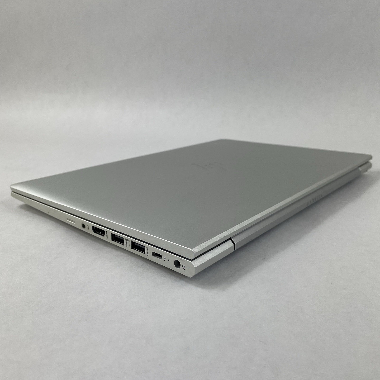 HP EliteBook 640 G9 14″ i5-1235U 3.96 GHz 16 GB RAM No SSD/OS/AC