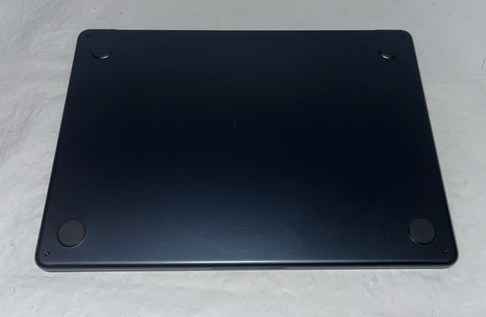 Apple A2681 MacBook Air Mid 2022 M2 8 Core@3.49GHz, 8GB DDR5, 500GB M2, Tahoe