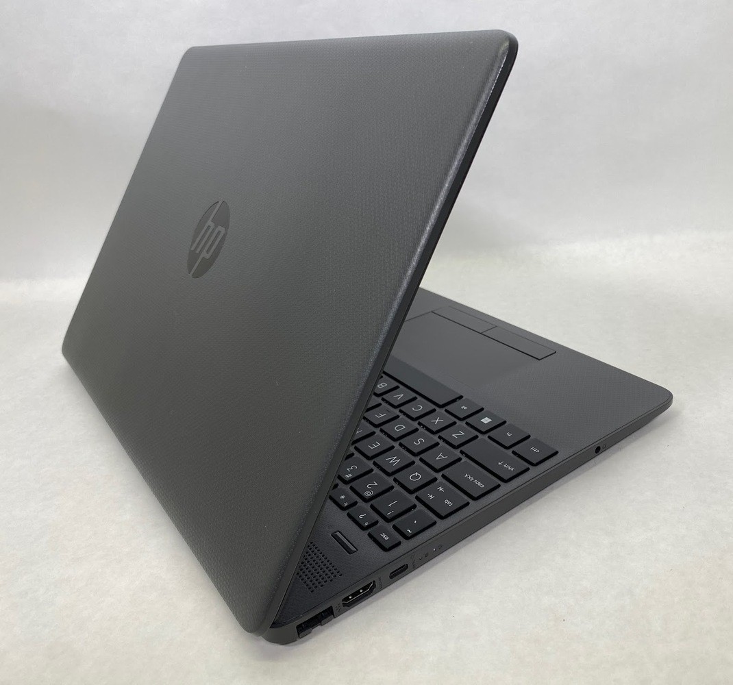 Hewlett-Packard 250 G9 Laptop