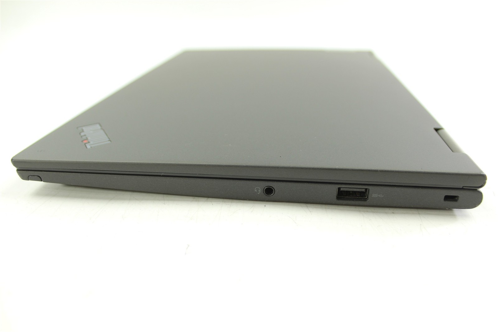 Lenovo ThinkPad X13 Yoga Gen 3 13.3″ i5-1245U 1.6GHz 256GB SSD 16GB RAM W11H
