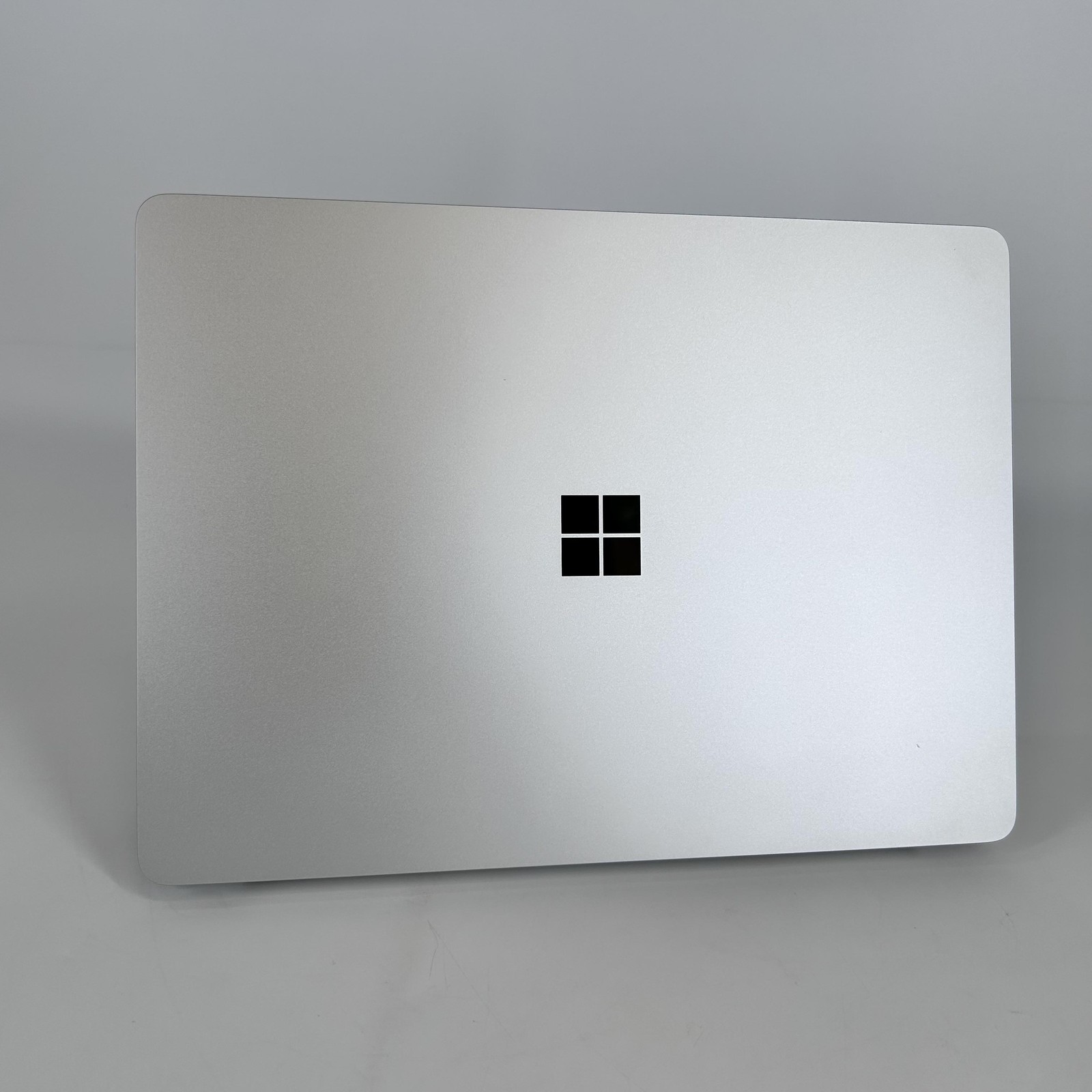 Microsoft Surface Laptop 7 13.8 5G LTE 2K TOUCH 2.2 GHz Ultra 7 268V 32GB 512GB