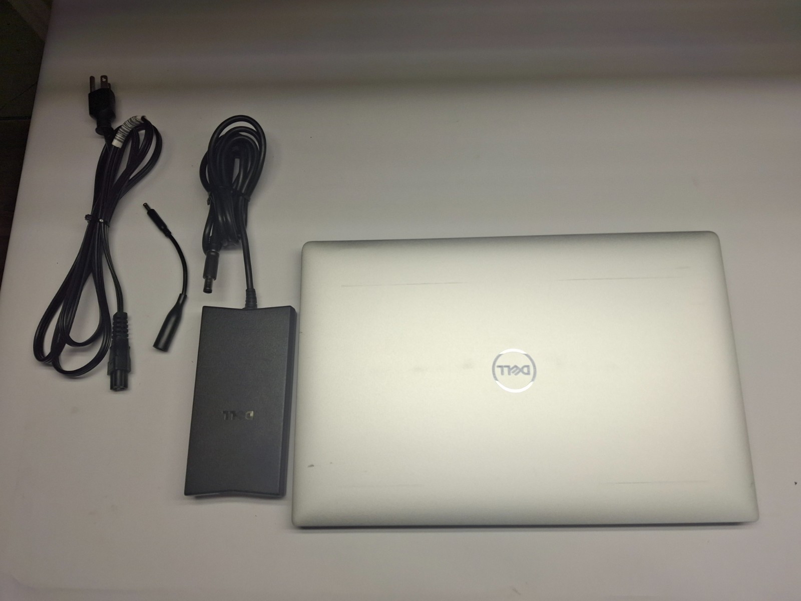 Dell Precision 5530 15.6″ UHD Touch i9-8950HK 32GB Ram 256 SSD Quadro P2000 W11P