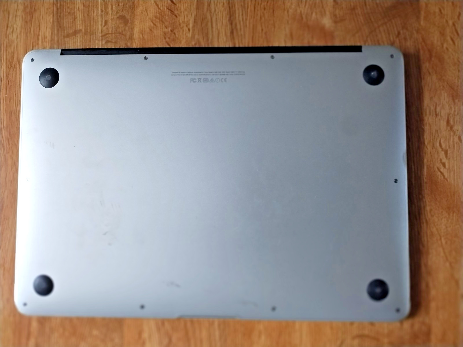 Apple MacBook Air 13” A1466 – 8GB RAM / 256GB SSD – Fresh macOS Catalina Install