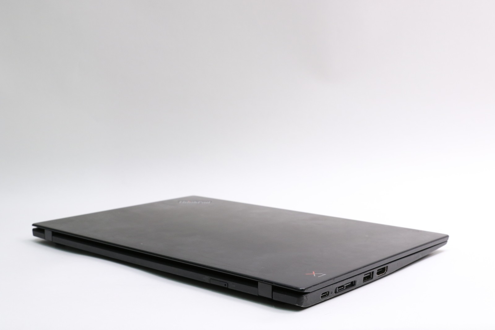 READ! 14″ Lenovo Thinkpad X1 Carbon 6th i7-8550U, 8GB, 256GB, Intel UHD Graphics