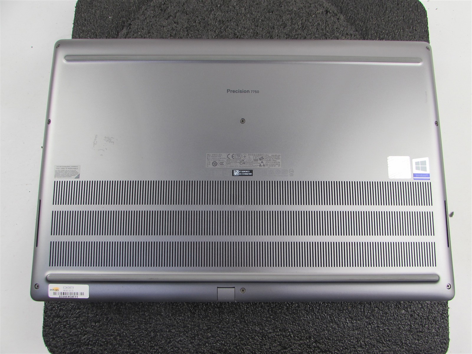 DELL PRECISION 7750 FHD CORE I7-10850H 1TB 32GB RAM RTX 4000 WIN 11 PRO NO BATT