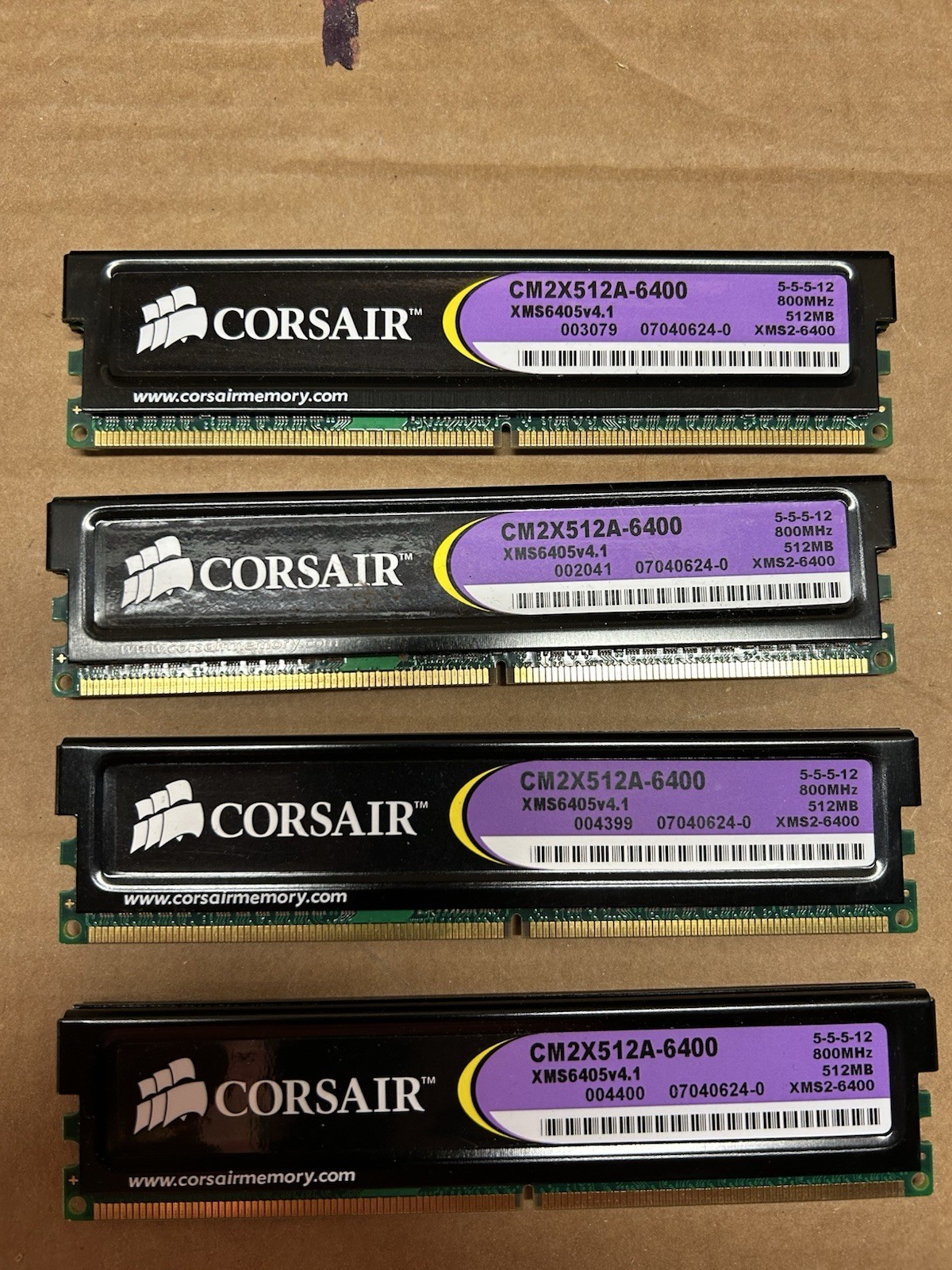 CORSAIR 512MBX4 2GB SINGLE CHANNEL DDR2 CM2X512A-6400 Pulled In Working Order