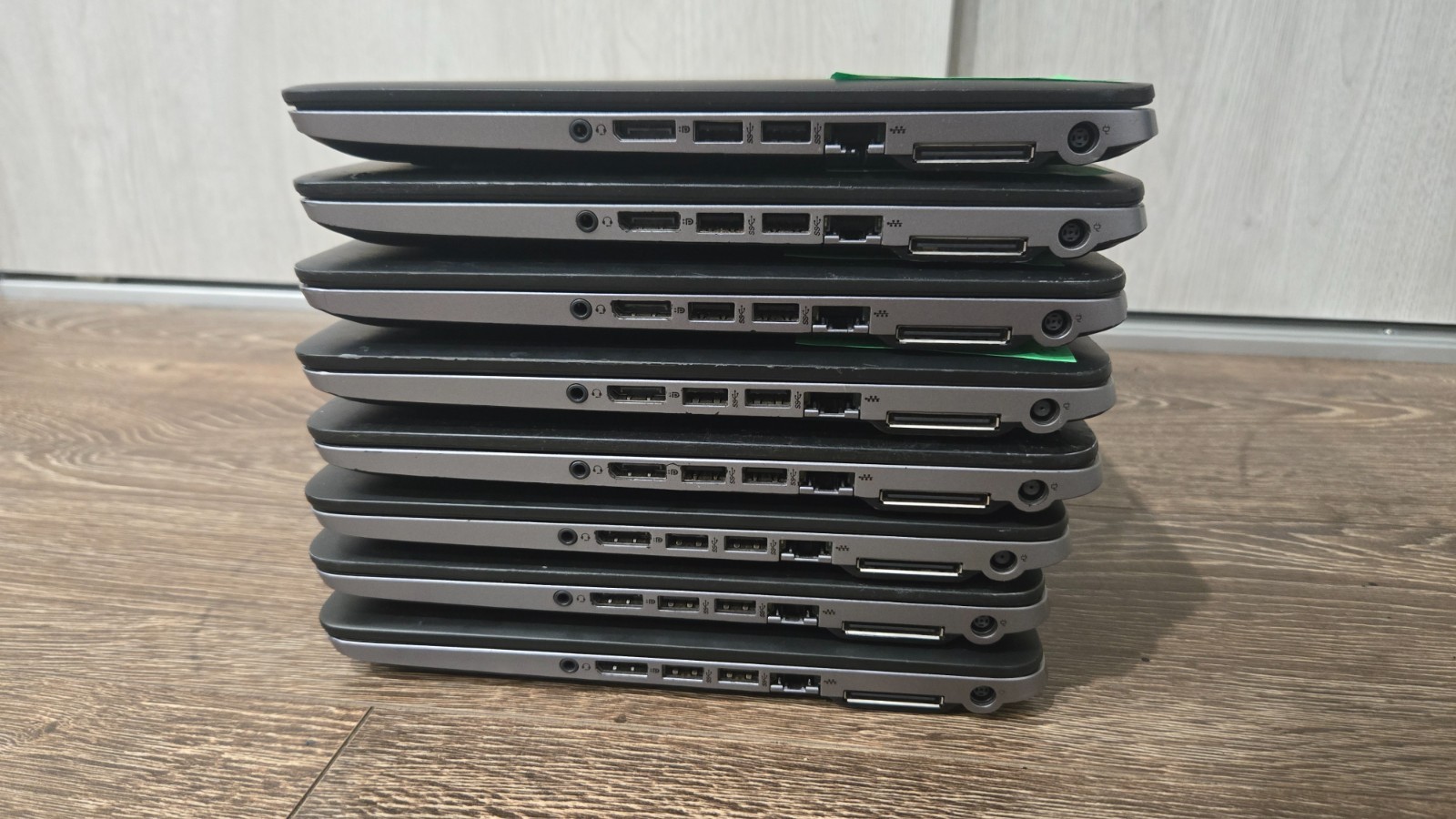 LOT x8 | HP Elitebook 840 G2 14″ Laptop | i5-5300U | 16GB RAM | 256GB SSD | W10P
