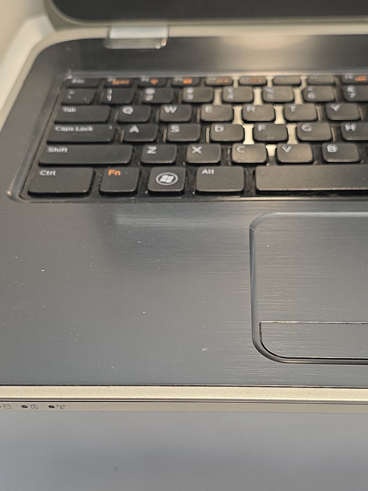 Dell Inspiron 5720 i5-3210M 2.5GHz 6GB 1TB W10P wifiBT power cord