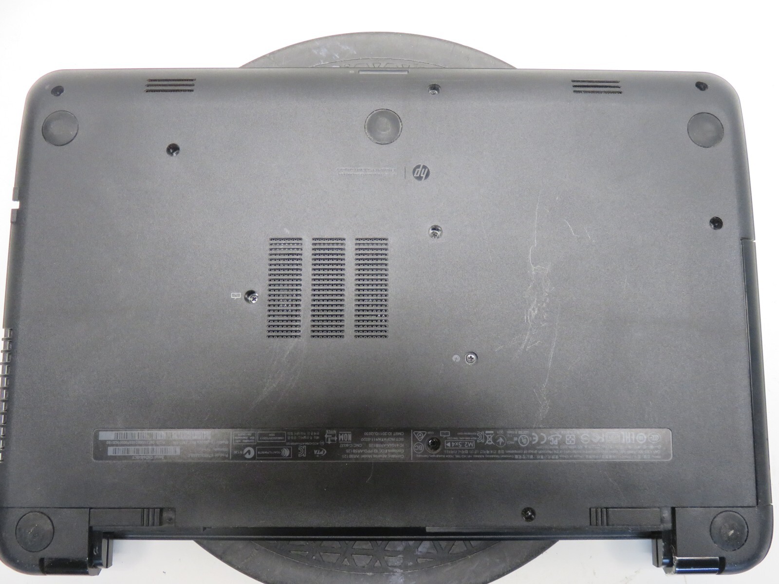 HP 15-G020DX Laptop AMD A6-5200 4GB Ram 1TB HDD Windows 10 – No Battery