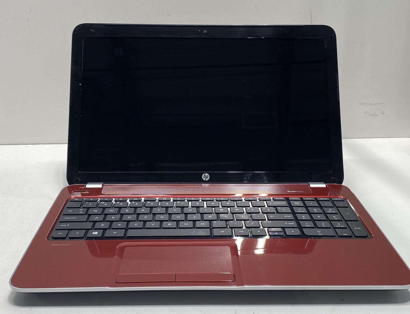 HP Pavilion 15 Laptop Red No Hard Drive Doesn’t Power On For Parts