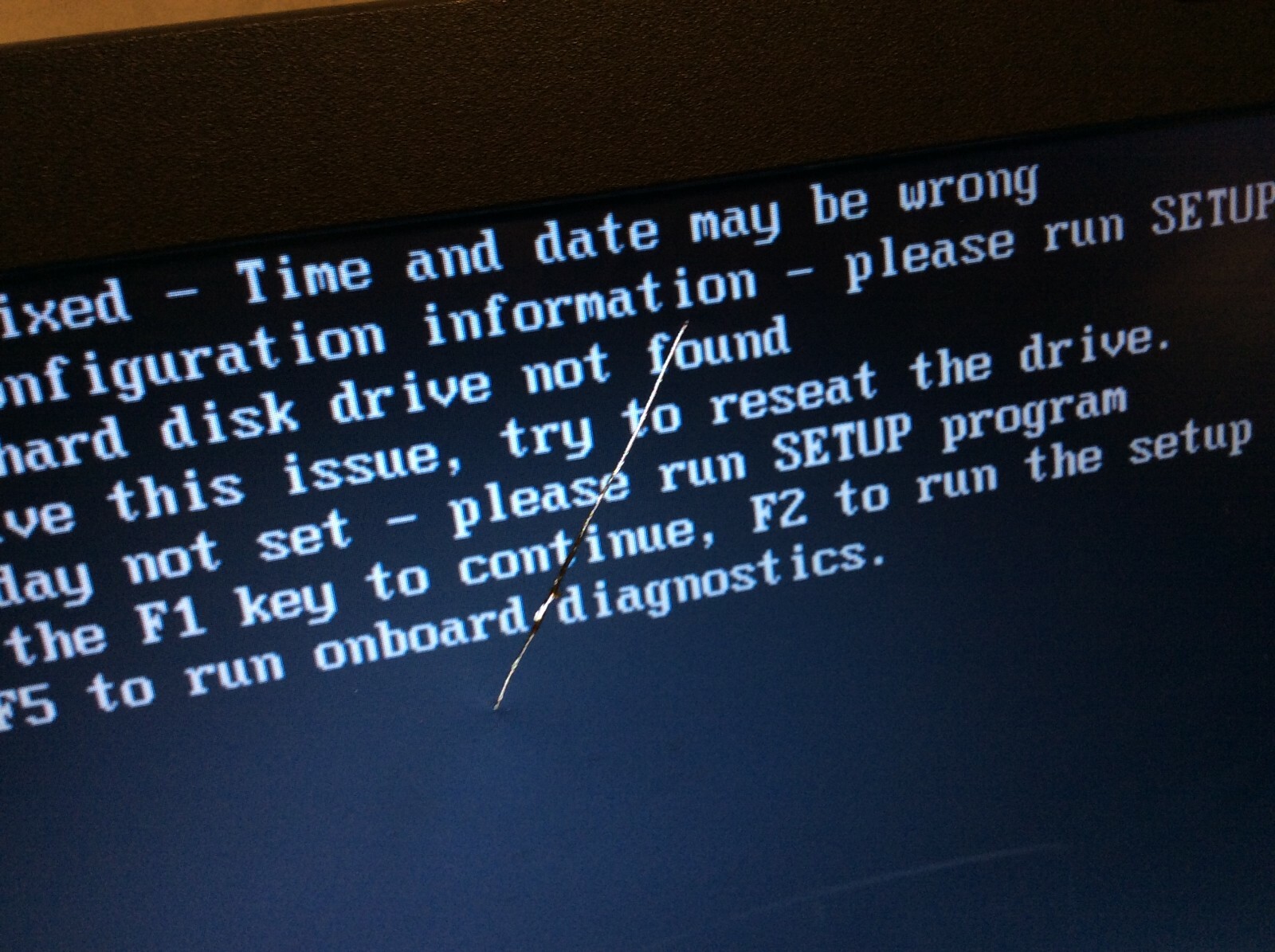 Dell Latitude E5400 Laptop 15″ Intel Core 2 Duo SCREEN CRACK & NO KEYBOARD -PP