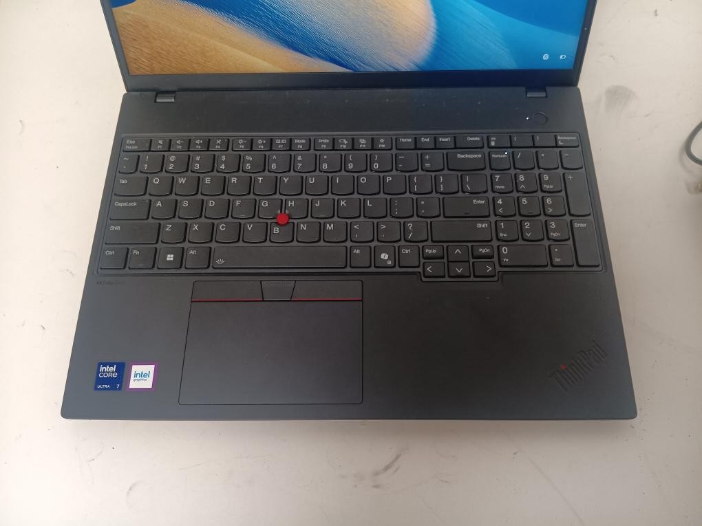 LENOVO THINKPAD T16 GEN3 WIN 11 1TB SSD 32GB RAM (P08037810)
