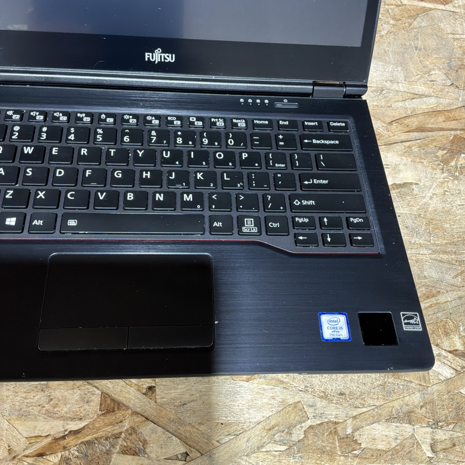 Fujitsu Lifebook U748 14″ FHD i5-8250U 8GB 256GB SSD WIN 11 Touchscreen C323