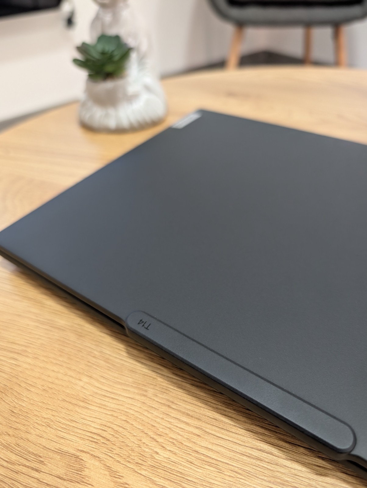 Lenovo ThinkPad T14 Gen 6 / Ultra 7/16gb/512