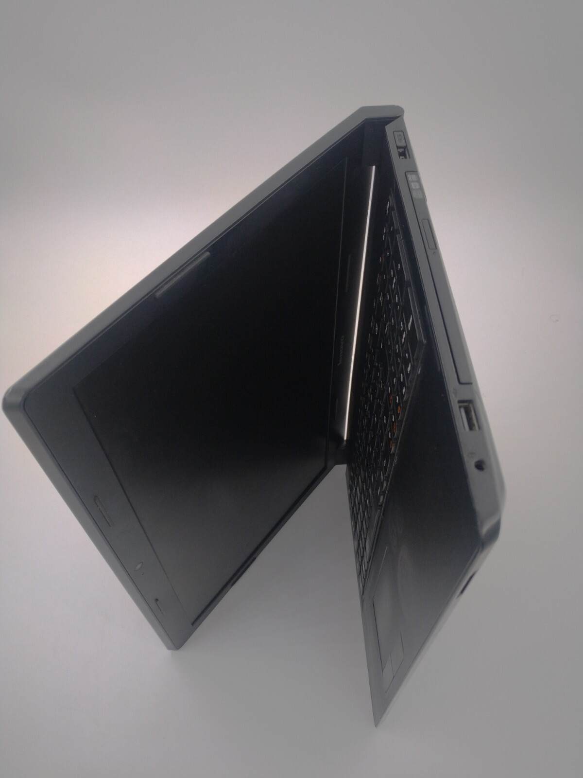 Lenovo B5400, 6 gb ram, 16 gb ssd, 250 gb HDD, Read Please