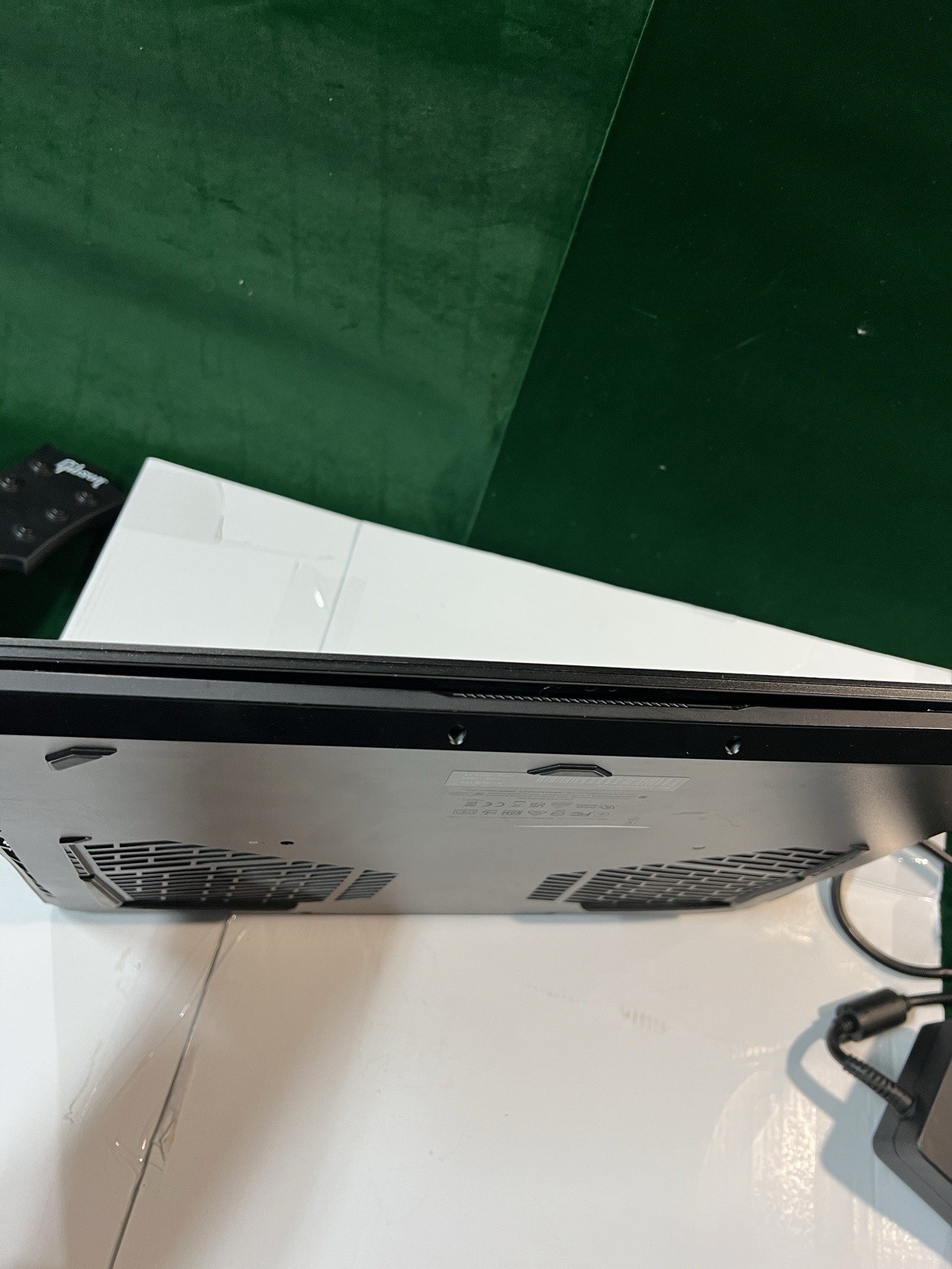 Gigabyte Aorus 17X 17.3″ i9 13980HX RTX 4080 12GB ,Ram 16Gb ,1tb Gaming Laptop