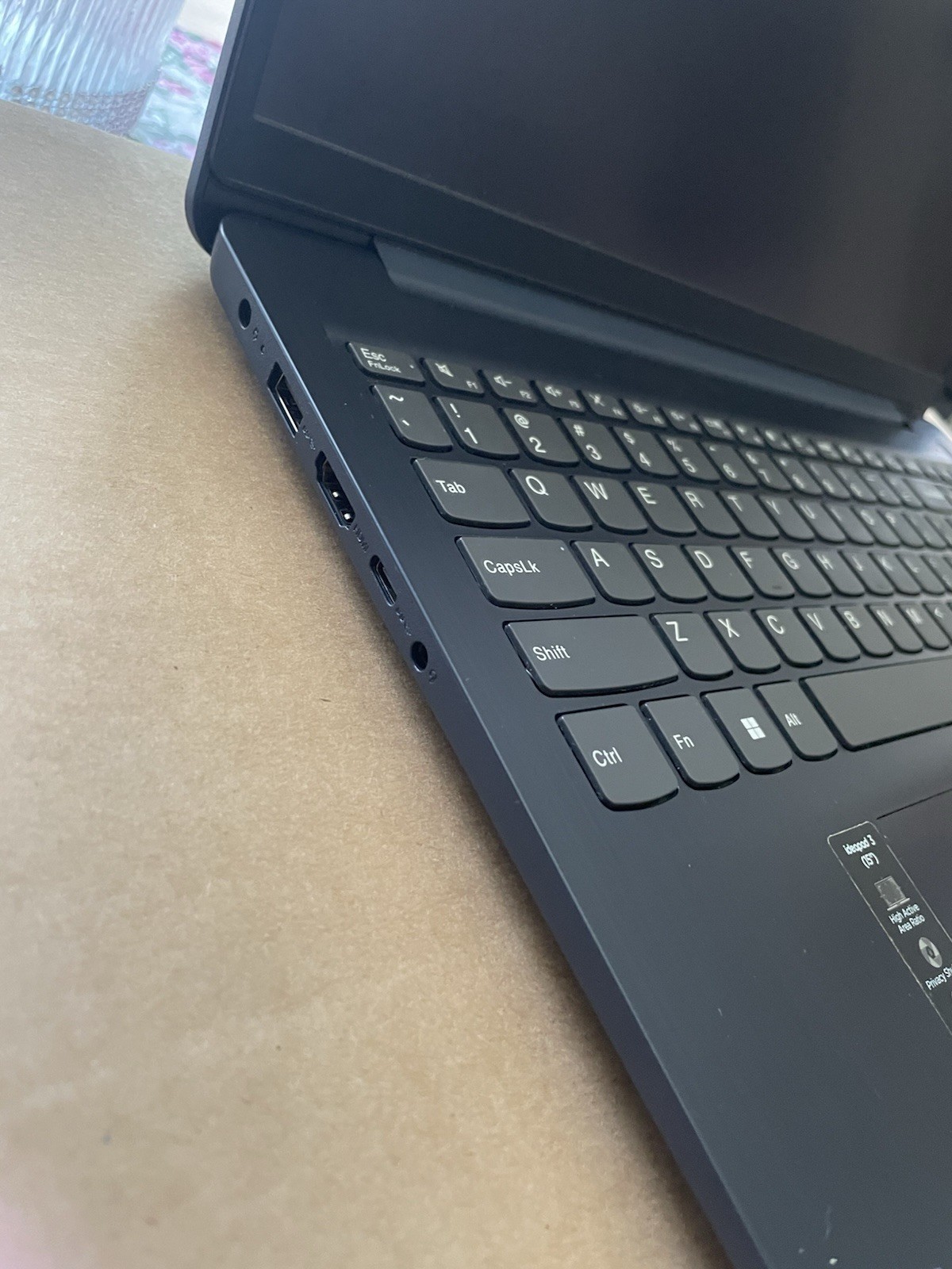 Lenovo IdeaPad 3 15.6″ Touch i5 8GB 512GB SSD Blue + Mouse Bundle – Excellent