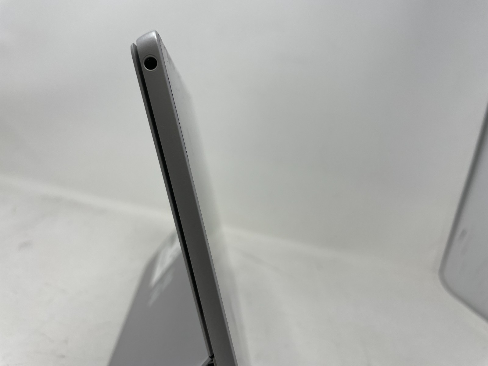 Microsoft Surface Pro 5 1796 Tablet i5-7300U 8GB RAM 256GB SSD