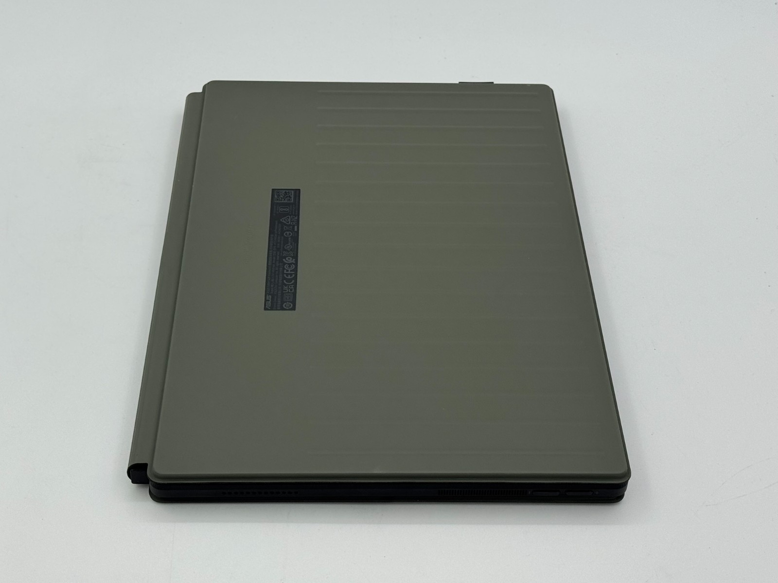 ASUS ProArt PZ13 13″ OLED 3K Detachable Laptop Snapdragon X Plus 16GB RAM 1TB