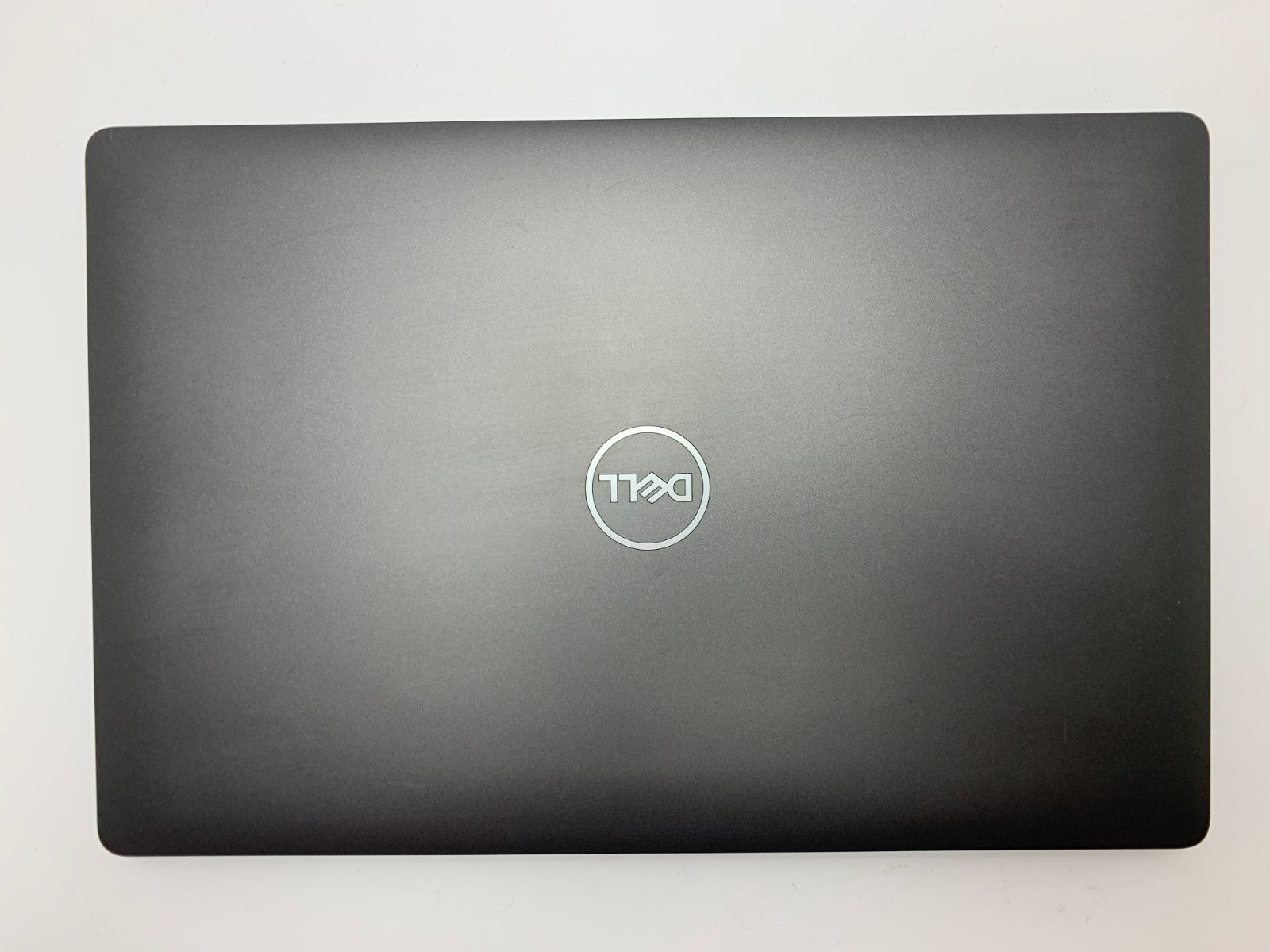 Dell Latitude 5500 | i7-8665U | 16GB RAM | 256GB SSD | LINUX | SCREENBURN