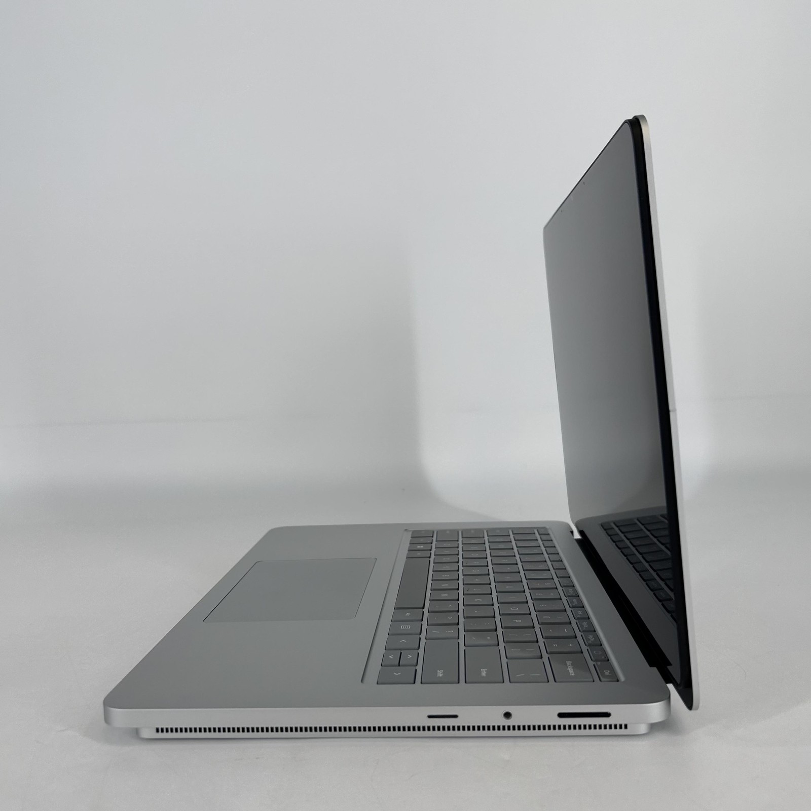 Microsoft Surface Laptop Studio 2 14.4 2K TOUCH i7-13800H 32GB 1TB RTX 2000 Ada