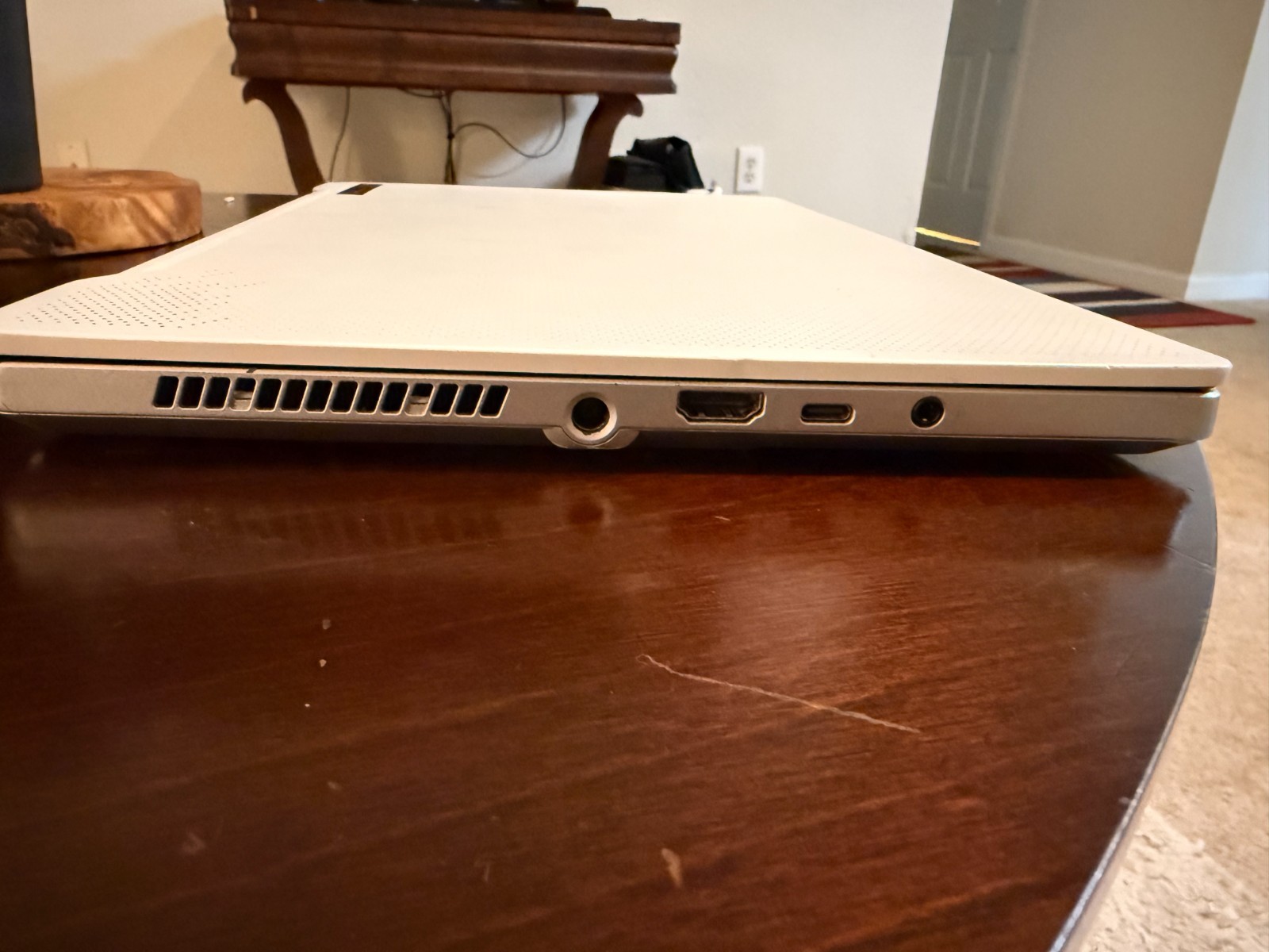 ASUS ROG Zephyrus G14 14 inch (QHD 120Hz Ryzen 9 5900HS – RTX 3060 40GB RAM 1TB