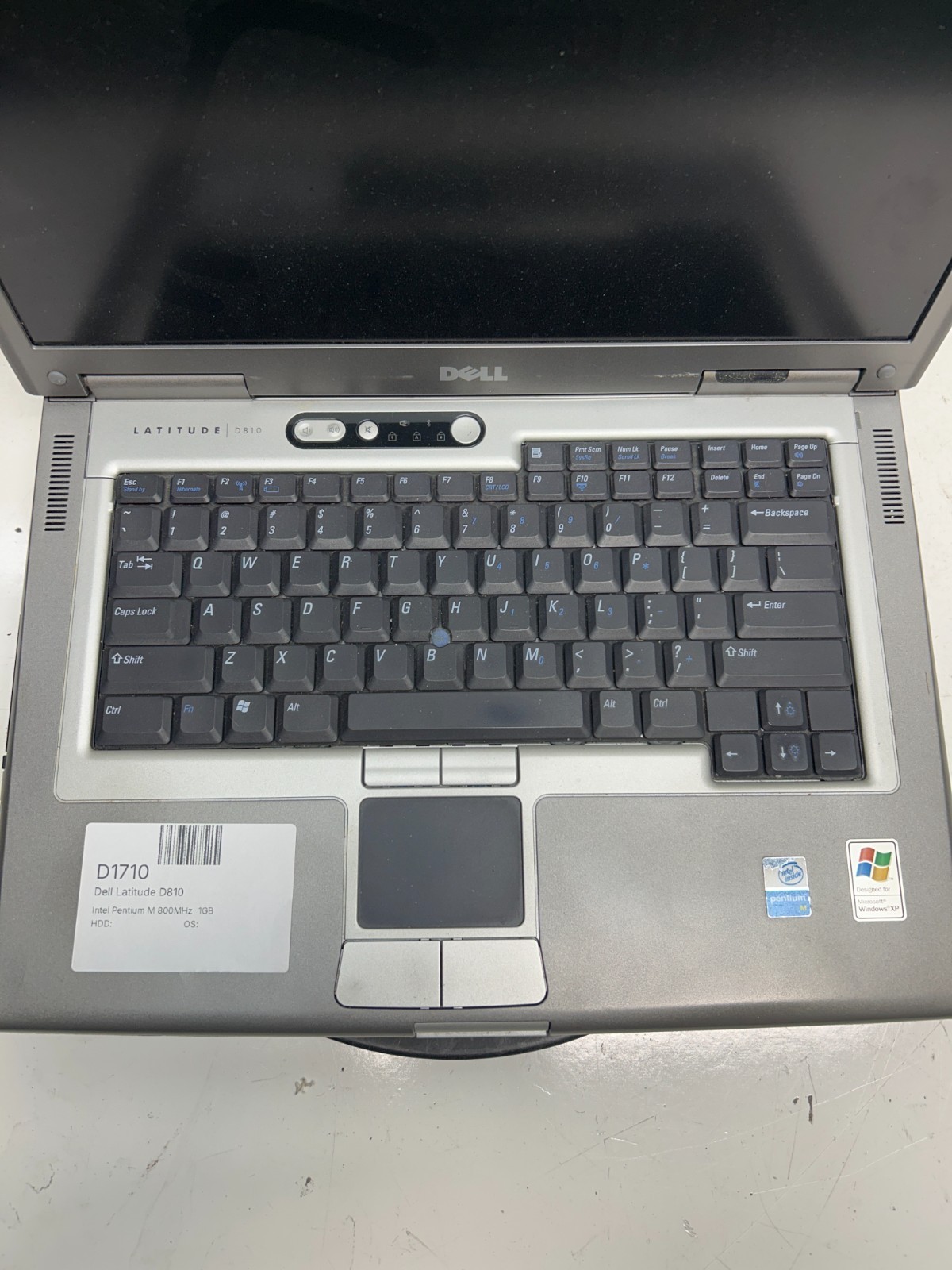 Dell Latitude D810 Intel Pentium M 800MHz 1GB NO HDD