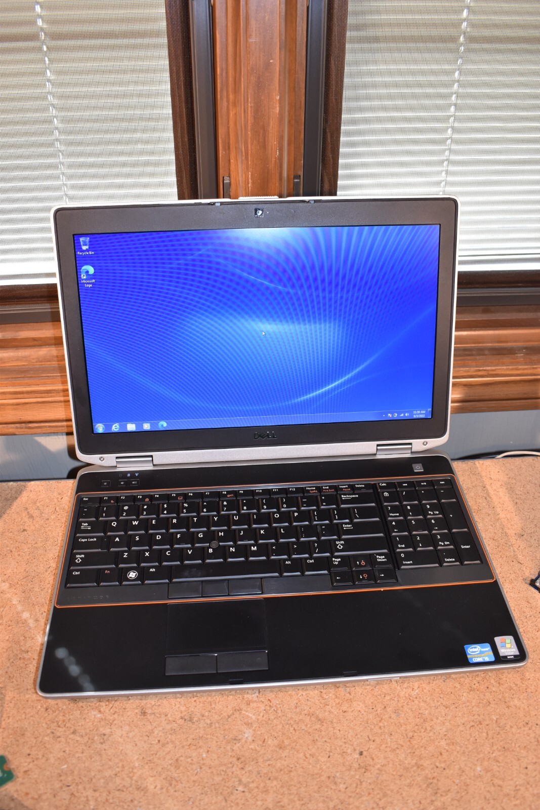 Dell Latitude E6520 Intel Core i5-2520M 4GB RAM 240GB SSD Windows 7 Pro 32-bit