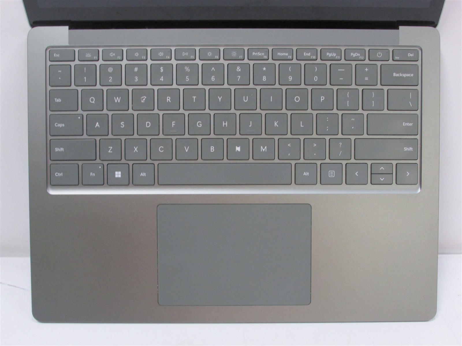 Microsoft Surface Laptop 5 1951 i5-1235U 2.5GHz 8GB RAM 512GB 13.5″ Win 10 Home