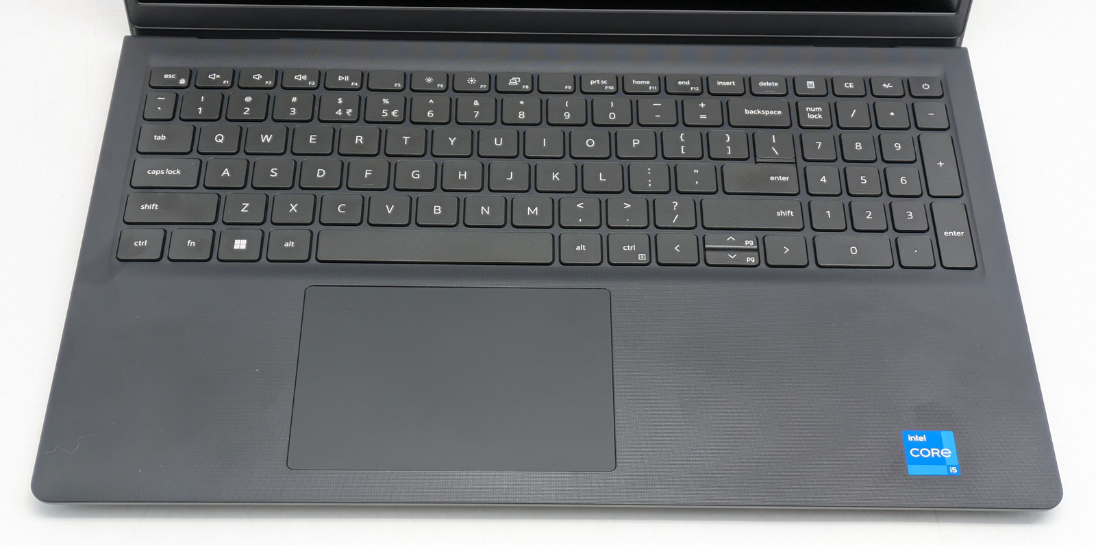 Dell Vostro 15 3530 15.6″ i5-1334U 16GB DDR4 512GB SSD Windows 11 Home