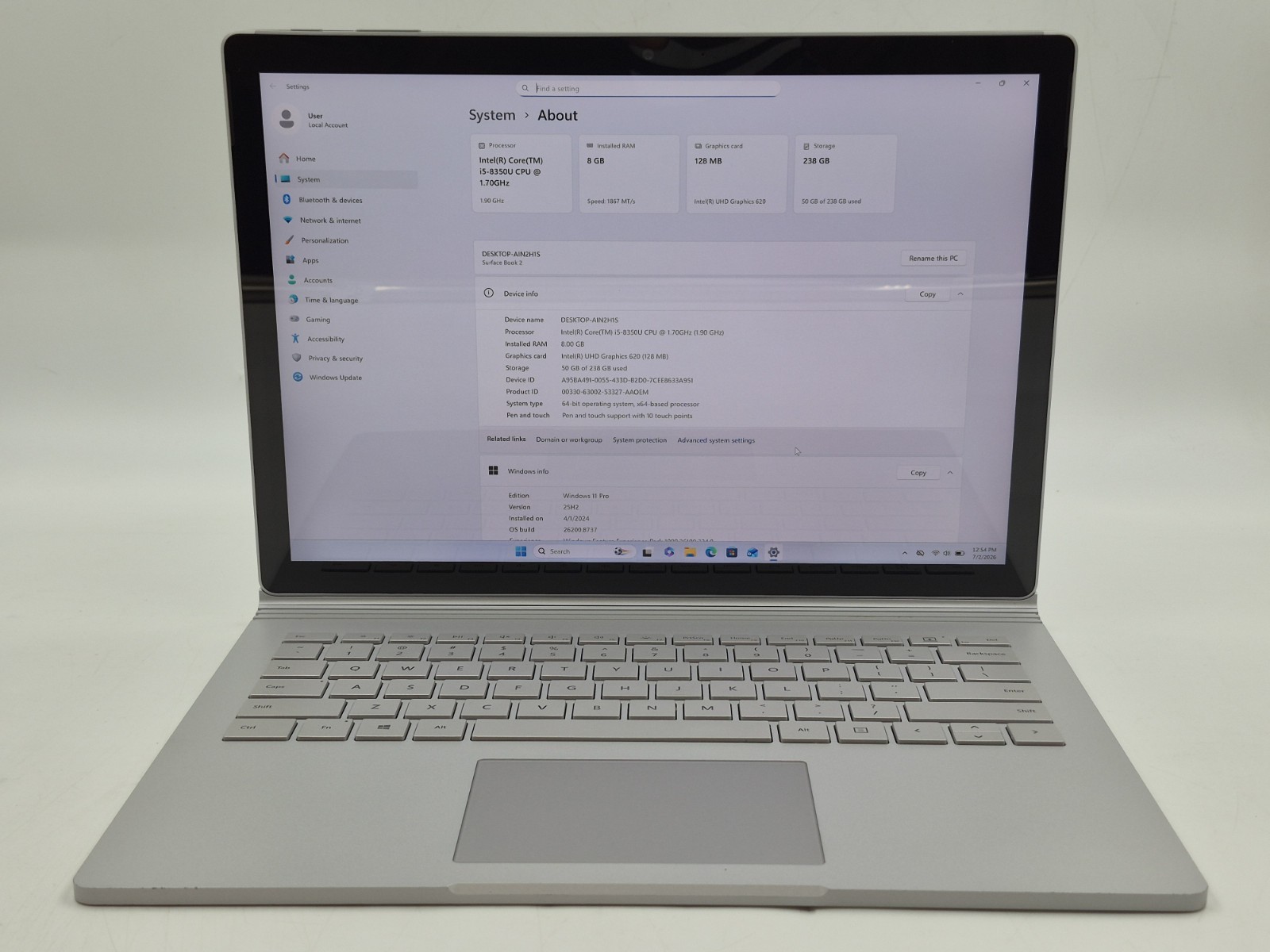 Microsoft Surface Book 2 13.5″ i5-8350U 1.70GHz 8GB RAM 256GB SSD Win 11 Pro