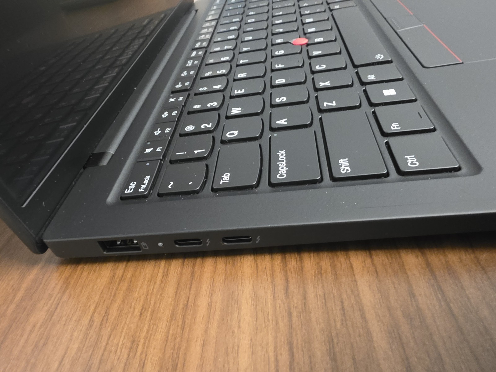 Lenovo X1 Carbon Gen 13 32 GB 512 SSD Model 21NS0166US NO TOUCHSCREEN