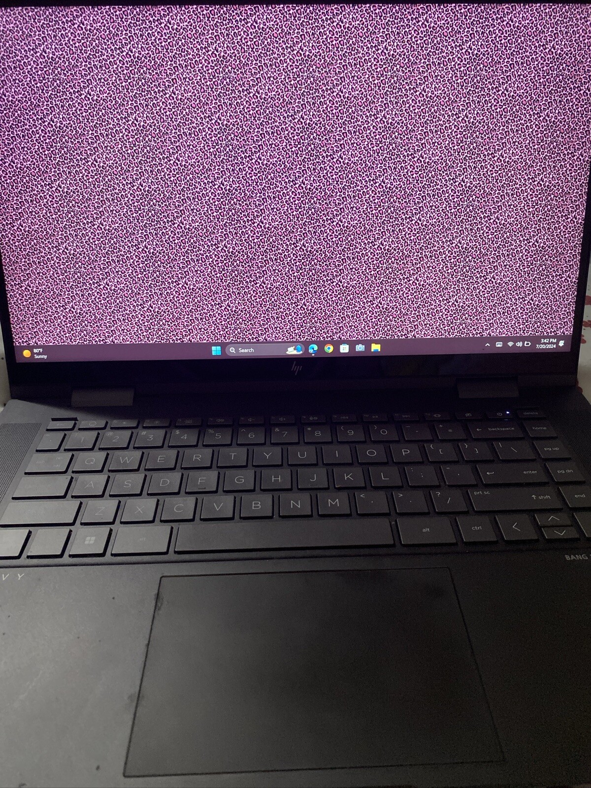 HP ENVY 15-FH0013DX 15.6” (256GB SSD AMD Ryzen 5 7530U 4.5GHz 8GB RAM) 2-In-1