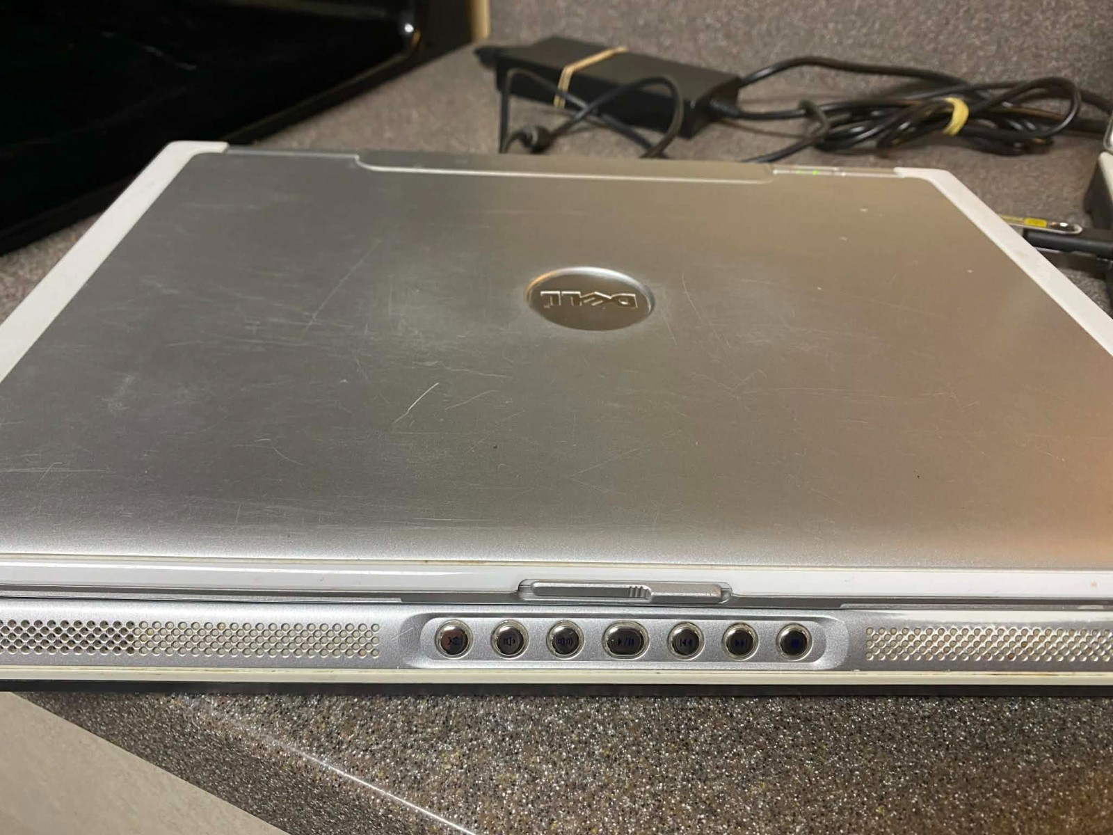 Dell Inspiron 6000 Pentium® Dual-Core CPU T4200 @ 2.00GHzl Service Tag 2CSQP81
