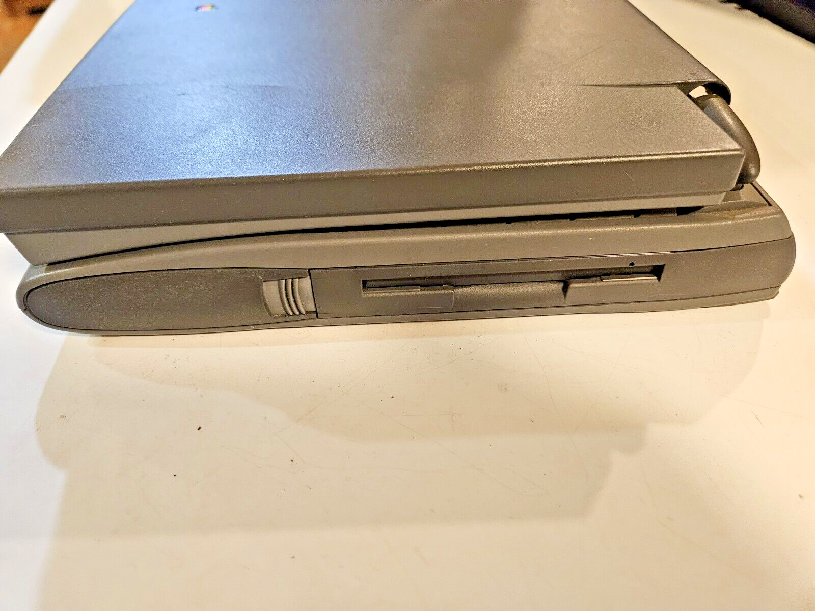 APPLE MACINTOSH POWERBOOK 500 M4880 FAMILY 500 SERIES