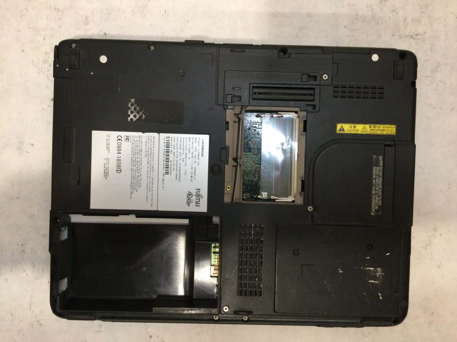 Fujitsu Lifebook T731 13.3” / Intel i5-2410M @ 2.30GHz (CRACKED/MISSING PARTS)MR
