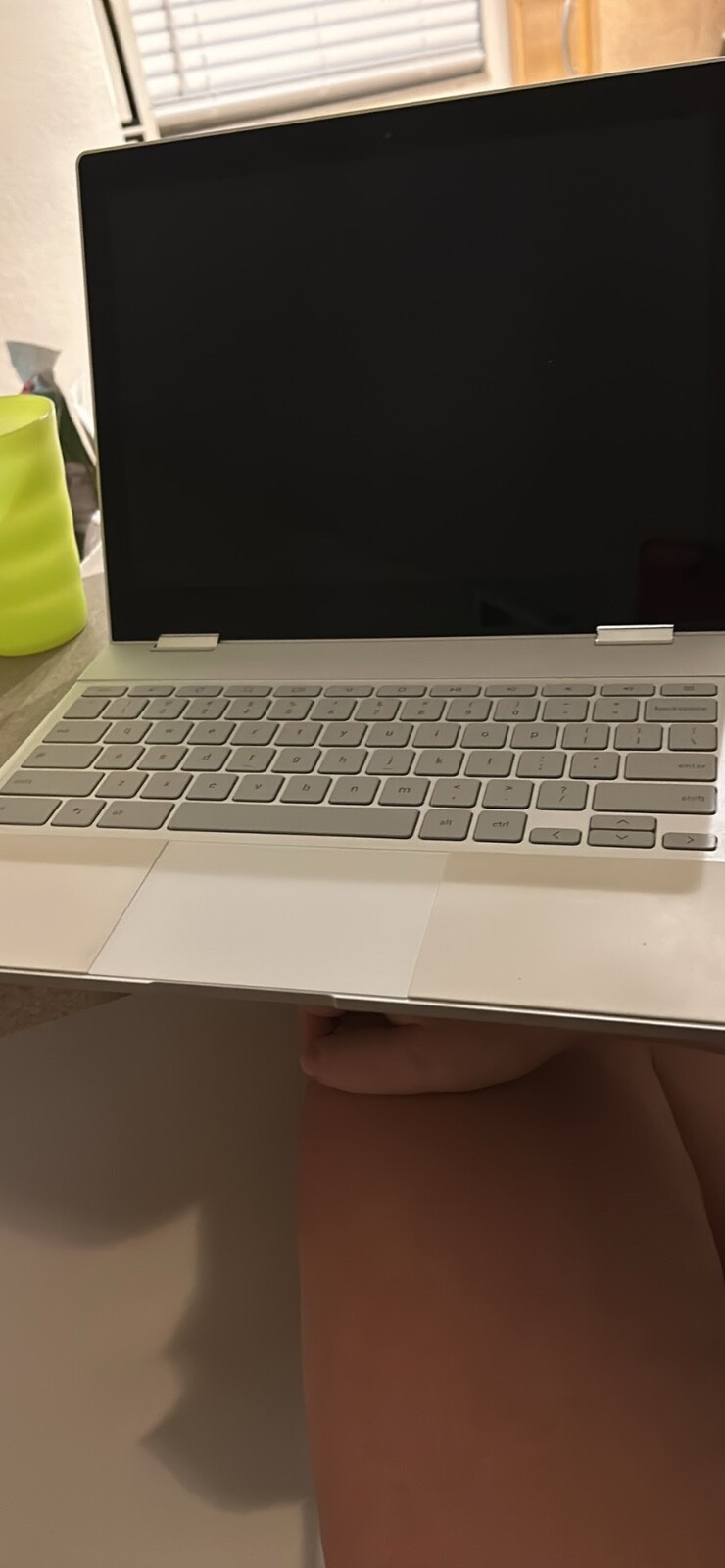 silver google pixelbook laptop 12.3 inch screen, mother board dead