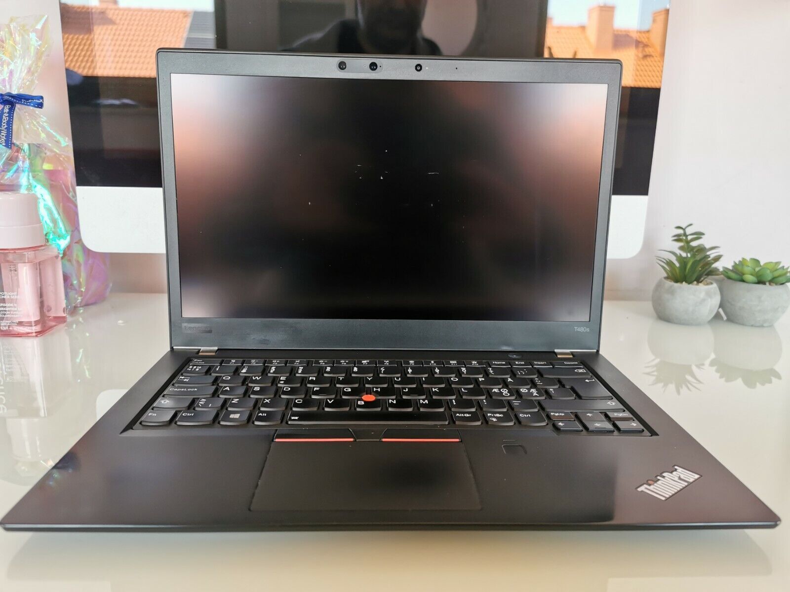 Black Ultrabook Lenovo ThinkPad T480s i5-8350U Max 3.6GHz TouchScreen Full HD