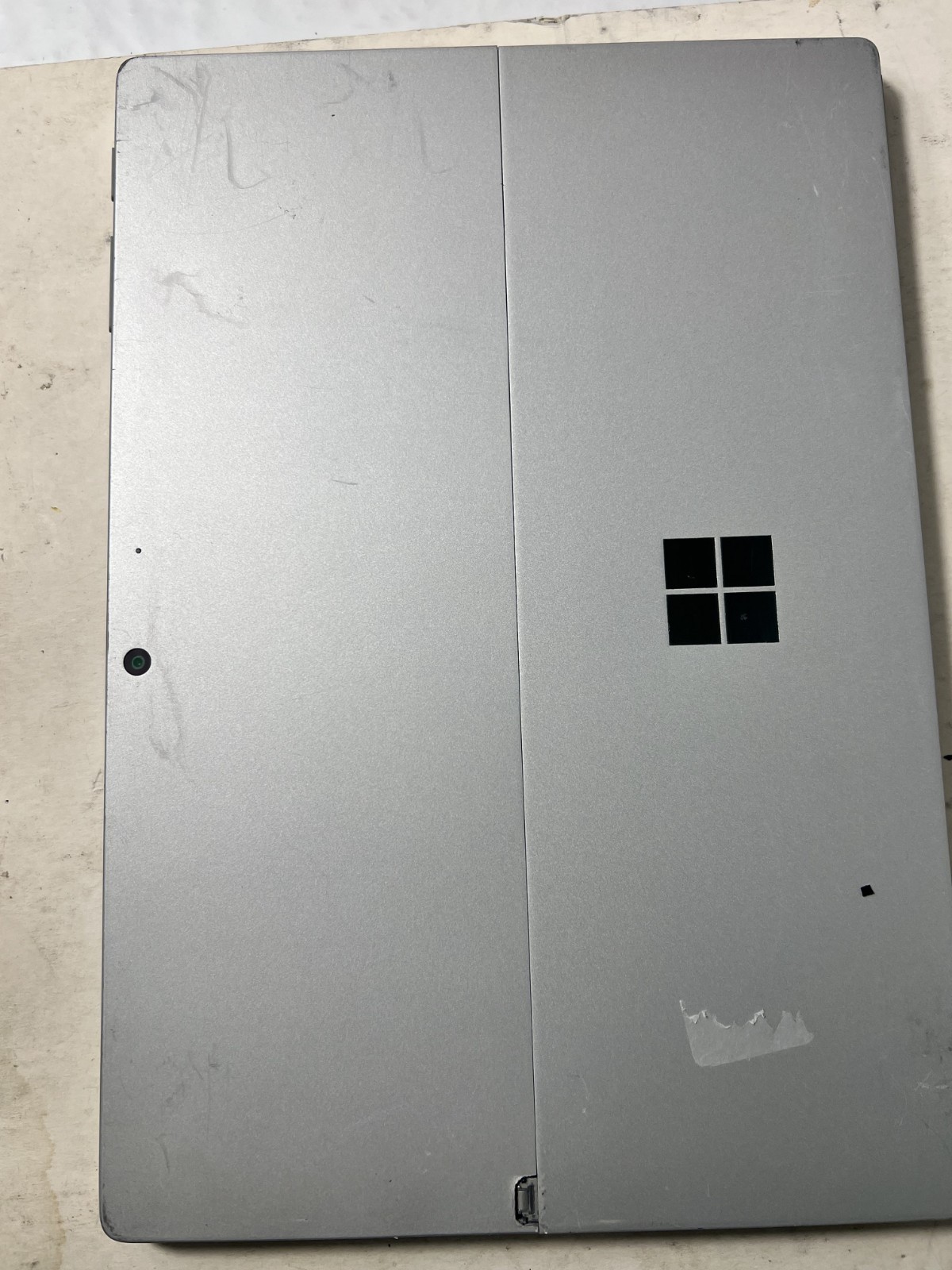 Lot o 3 Microsoft Surface Pro 7 1866 12.3″ Intel Core i3-1005G1 1.2GHz 4GB 128GB