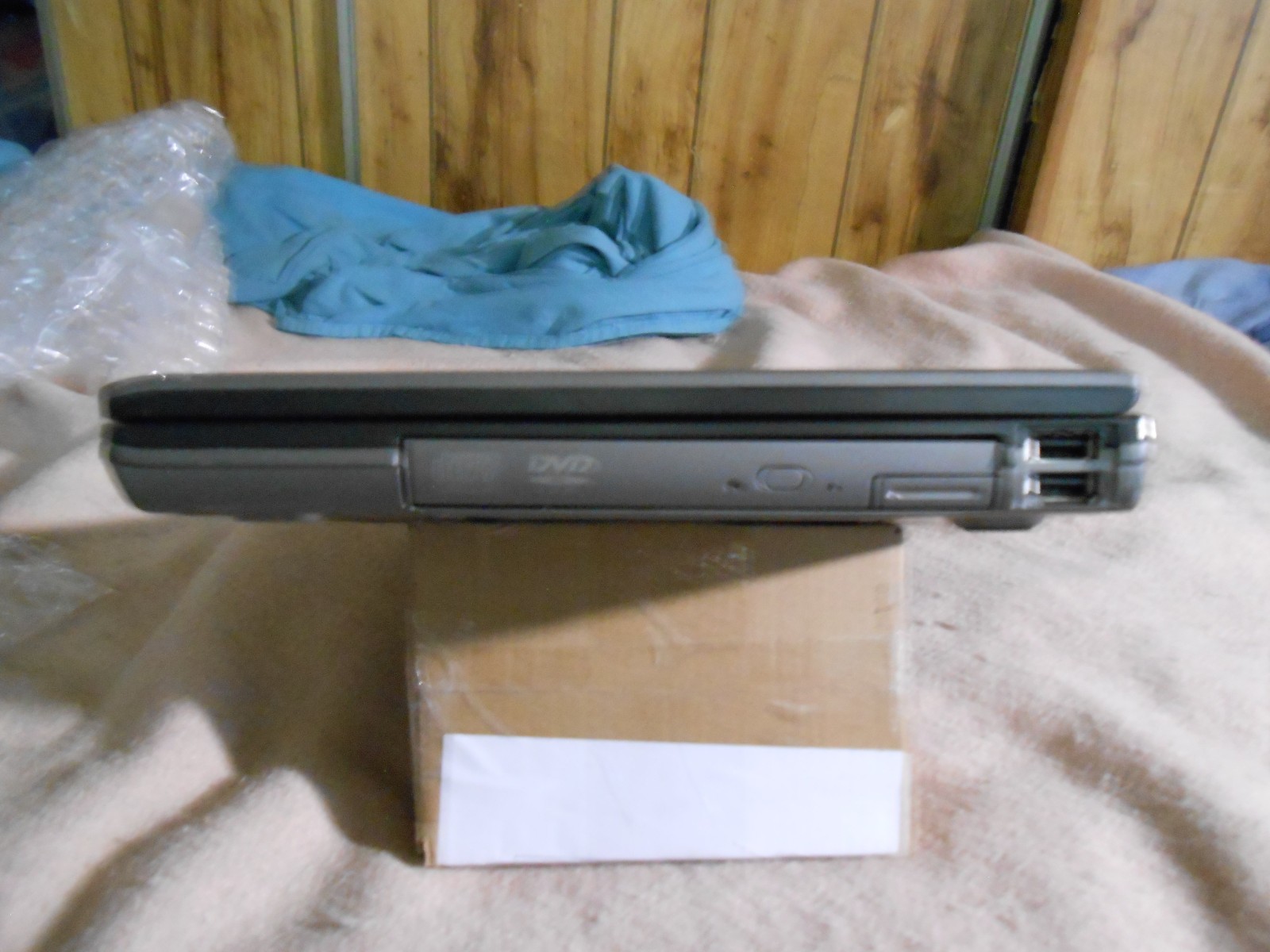 Dell Latitude D630 Windows XP Professional SP3 laptop