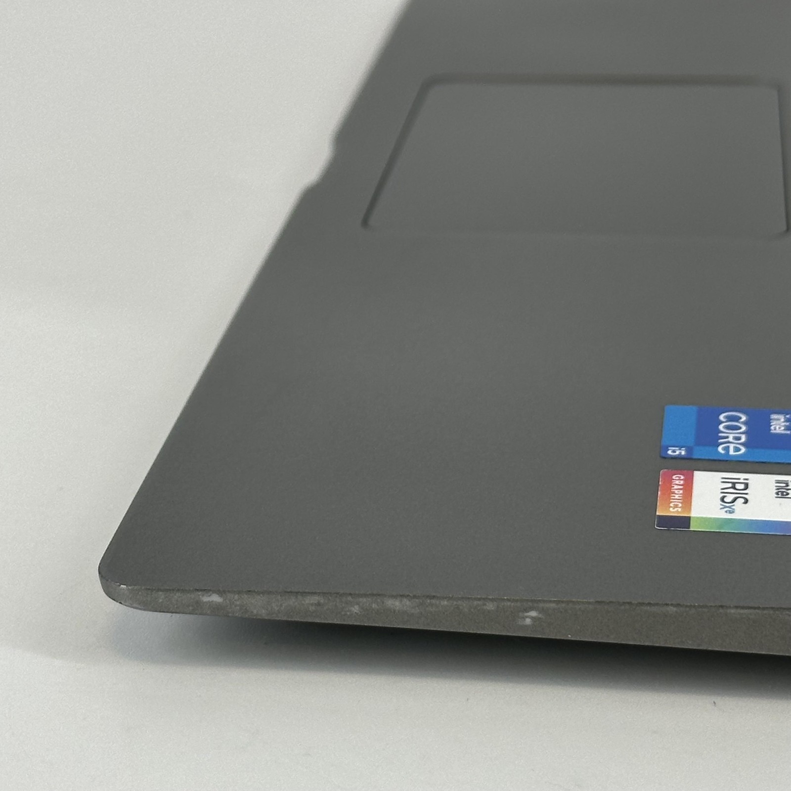 LG Gram 15 Gray FHD i5-1135G7 2.40GHz 16GB RAM 512GB SSD Split Frame