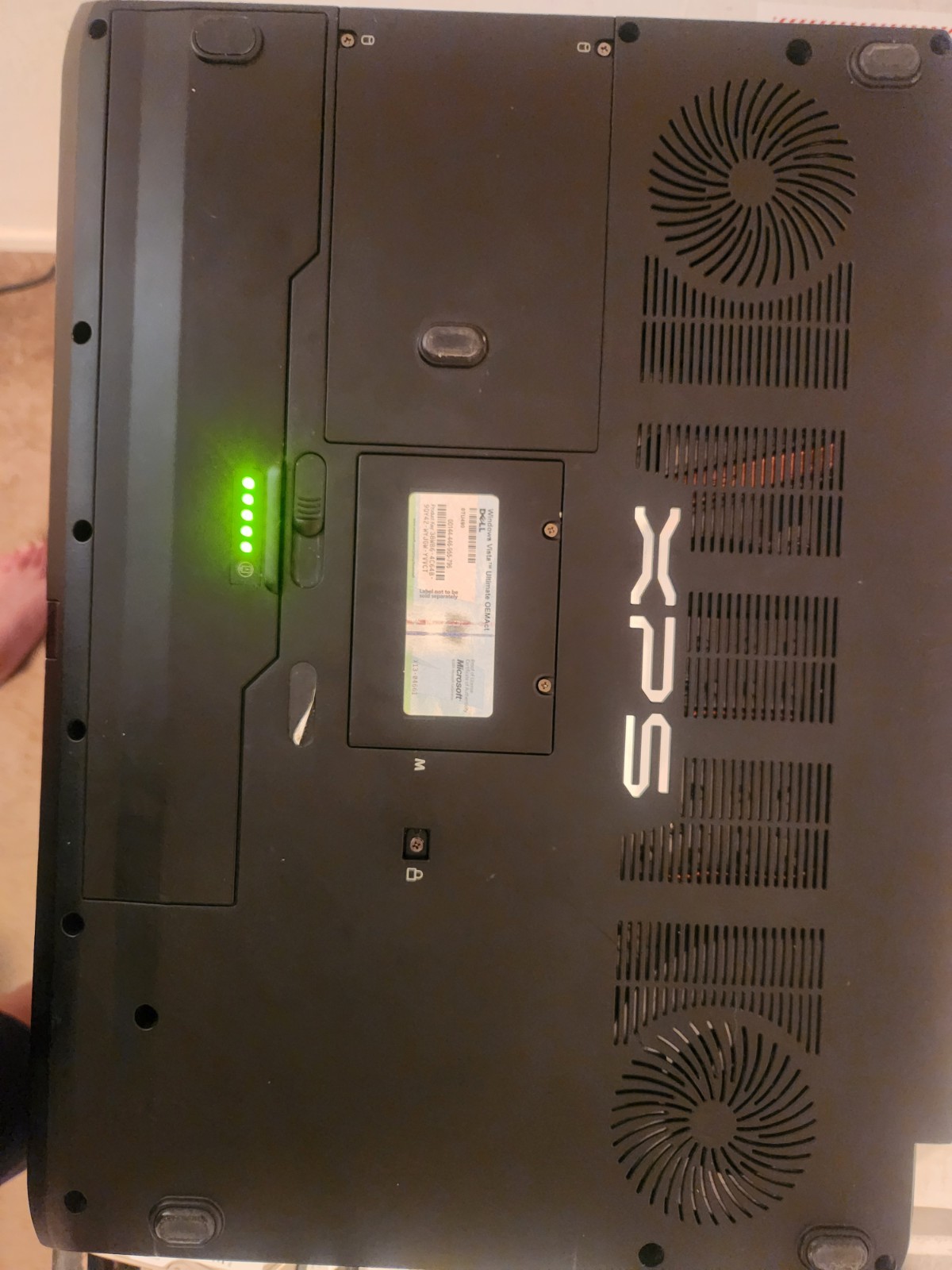 Dell XPS M1730, Intel® Core™2 Duo CPU 9300 @ 2.50 GHz, NVIDIA GeForce 8700M, 2TB