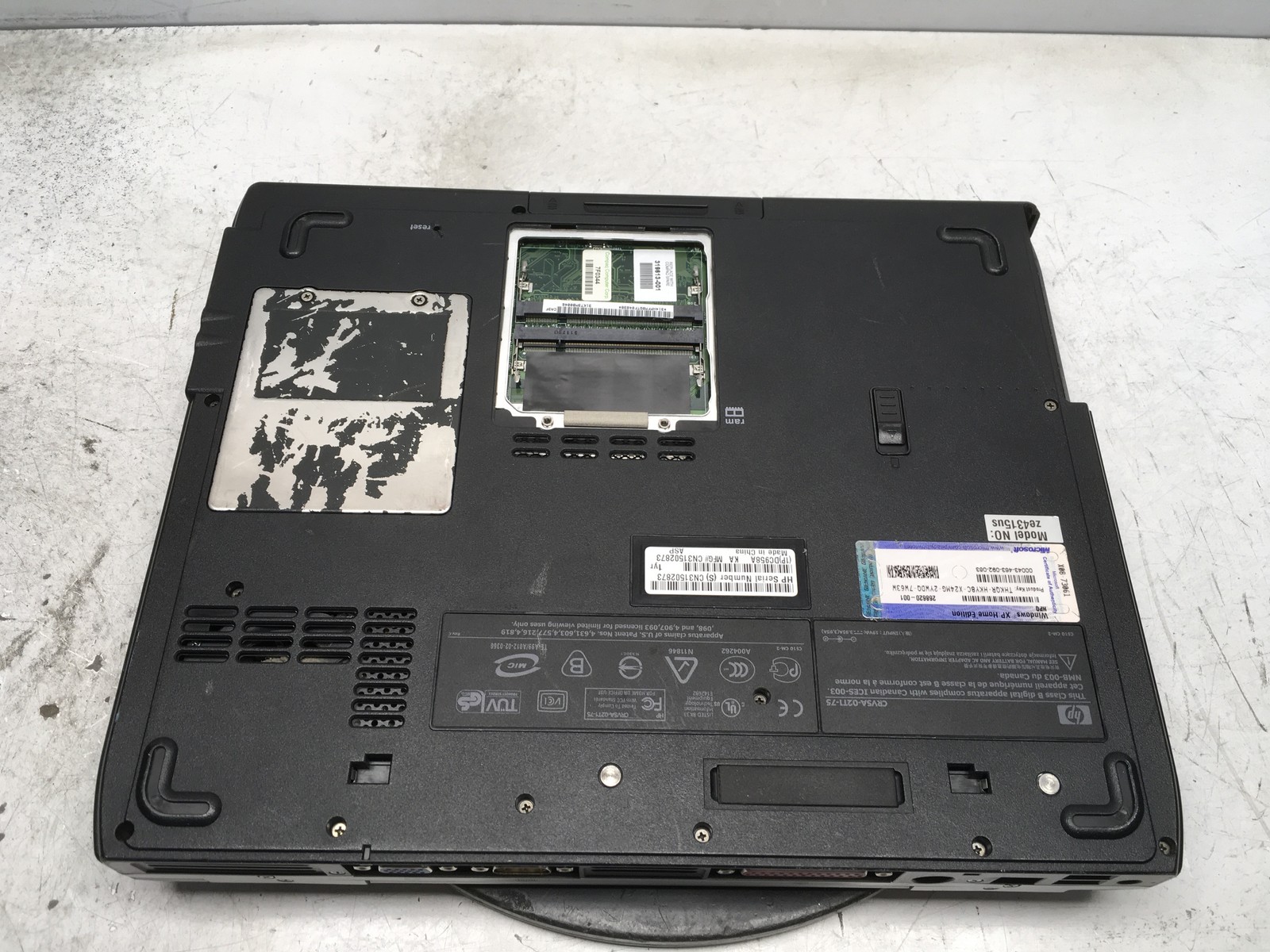 HP Pavilion ZE4315US AMD Athlon XP 1800+ 1.53GHz No RAM NO HDD No Batt