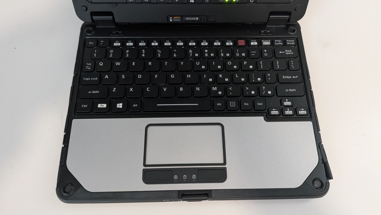 Panasonic Toughbook CF-20 Intel Core i5-7Y57 1.2GHz 8GB RAM 256GB SSD Win11 Pro