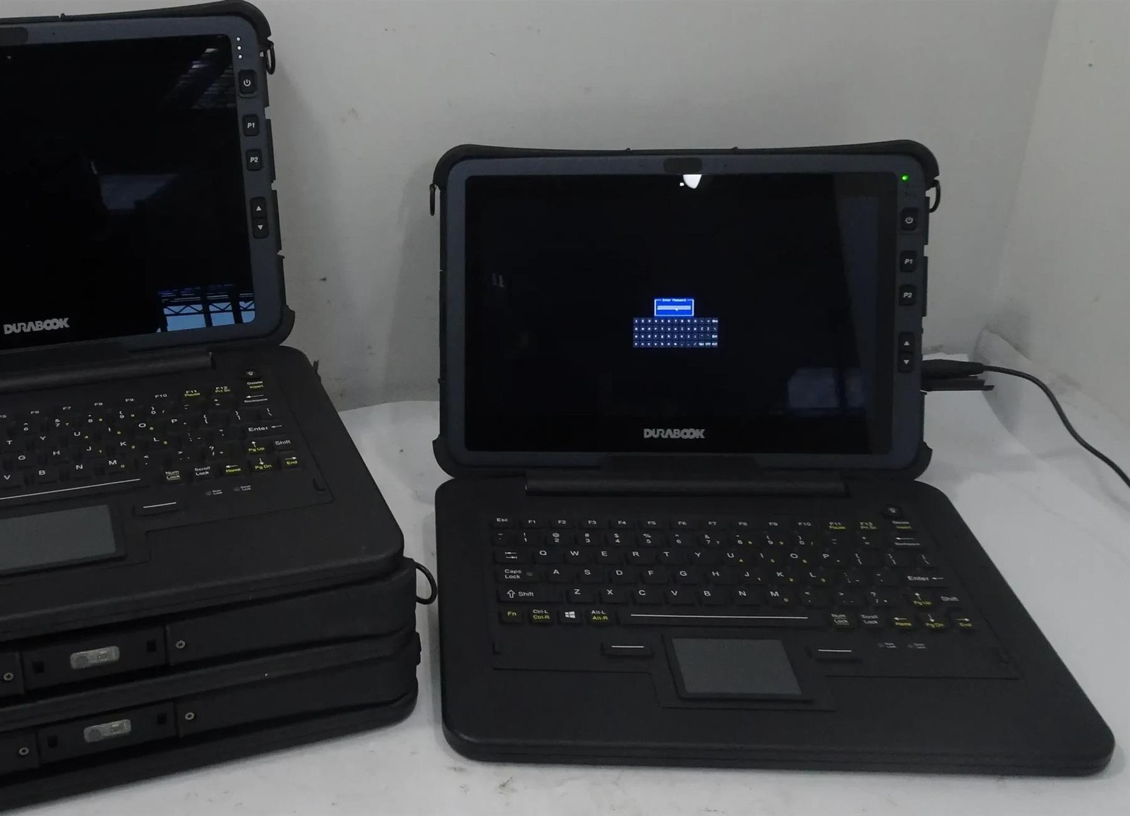 Lot 4 DURABOOK U11 Rugged 11.6″ Core i5-7Y54 1.20GHz No SSD Touch Screen