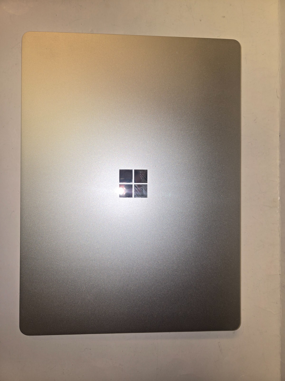 Microsoft Surface Go Model 1943 Laptop – Core i5-1035G1 – 4GB RAM – 64GB SSD