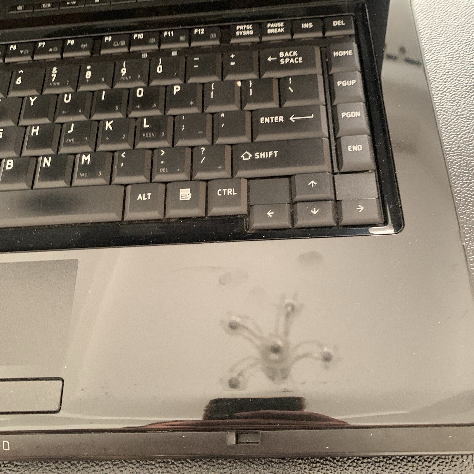 Toshiba Satellite Laptop PSLB8U-002003 Intel Pentium, RW DVD Burner, Untested.
